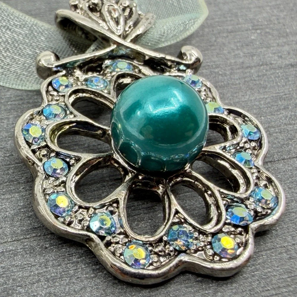 Necklace Teal Faux Pearl AB Rhinestone Silver Tone Flower Organza Ribbon Boho